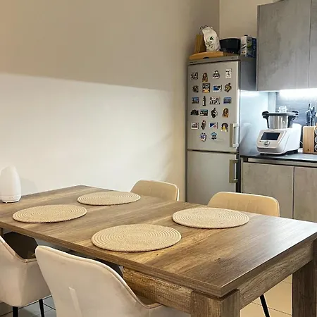 Sea View 2 Bedrooms Saint-Laurent-du-Var