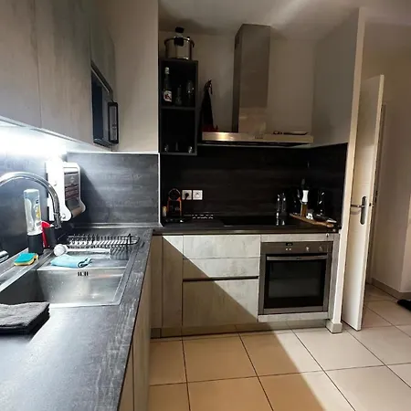 Sea View 2 Bedrooms Apartment