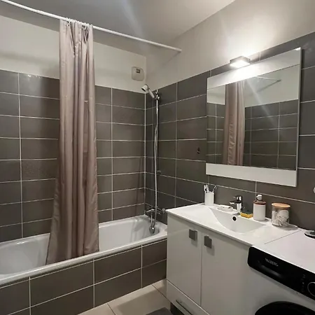 Apartment Sea View 2 Bedrooms *